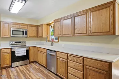 755 S 4th Street, Central Point, OR 97502 - Photo 7
