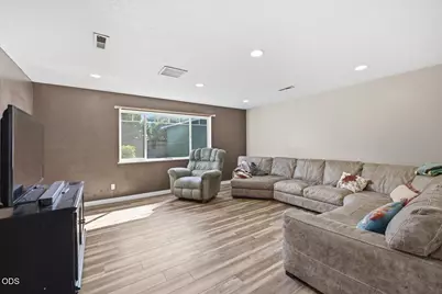 755 S 4th Street, Central Point, OR 97502 - Photo 11