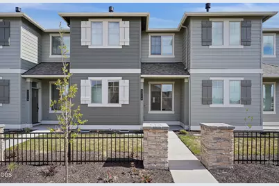 3716 NE Petrosa Avenue, Bend, OR 97701 - Photo 1