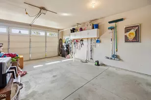 4737 SW Volcano Ave, Redmond, OR 97756 - Photo 37