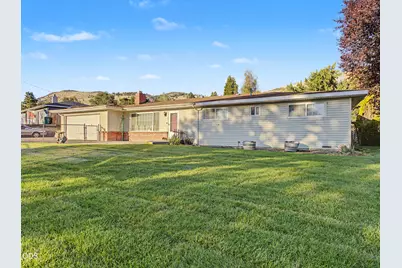 1915 Carlson Drive, Klamath Falls, OR 97603 - Photo 1
