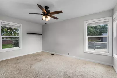 86 NE B Street, Madras, OR 97741 - Photo 11