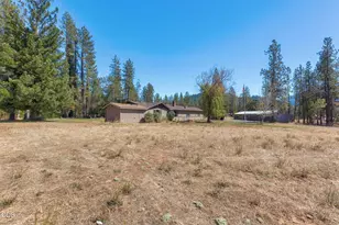 6141 New Hope Rd, Grants Pass, OR 97527 - Photo 3