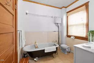 139 SW I St, Grants Pass, OR 97526 - Photo 29