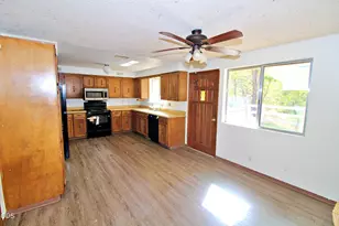 1784 Stringer Gap Rd, Grants Pass, OR 97527 - Photo 11