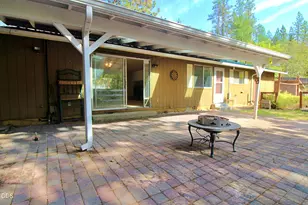 1784 Stringer Gap Rd, Grants Pass, OR 97527 - Photo 3