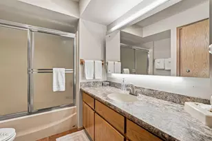 57402 Beaver Ridge Loop, Sunriver, OR 97707 - Photo 17