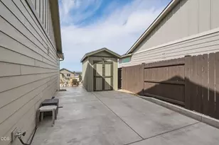 4421 SW Majestic Ave, Redmond, OR 97756 - Photo 7