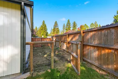 60998 Honkers Lane, Bend, OR 97702 - Photo 31