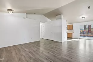 60998 Honkers Ln, Bend, OR 97702 - Photo 9