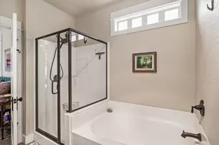 11234 Bunk House Ln, Redmond, OR 97756 - Photo 17