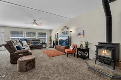 15781 Lava Drive, La Pine, OR 97739 - Photo 7