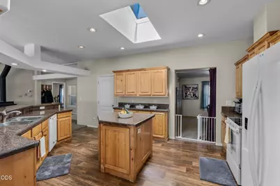 15781 Lava Drive, La Pine, OR 97739 - Photo 11