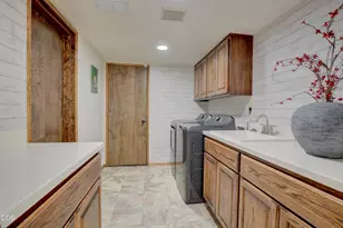 299 Foothill Blvd, Rogue River, OR 97537 - Photo 37