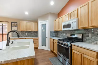 21238 Darby Court, Bend, OR 97702 - Photo 11