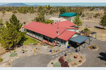 1464 SW Bent Loop, Powell Butte, OR 97753 - Photo 5