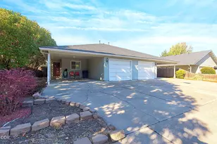 763 Columbine Way, Central Point, OR 97502 - Photo 21