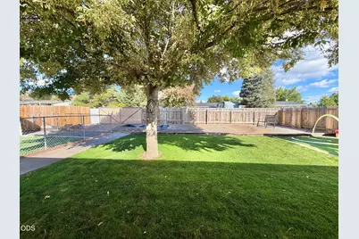 10227 Wright Avenue, Klamath Falls, OR 97603 - Photo 15