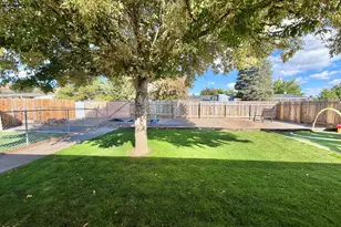 10227 Wright Ave, Klamath Falls, OR 97603 - Photo 15
