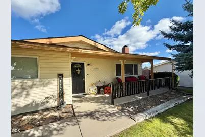 10227 Wright Avenue, Klamath Falls, OR 97603 - Photo 1
