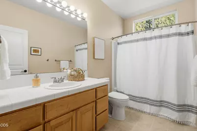 1177 NW 18th Street, Bend, OR 97703 - Photo 39