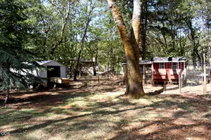 359 Northwoods Dr, Merlin, OR 97532 - Photo 25