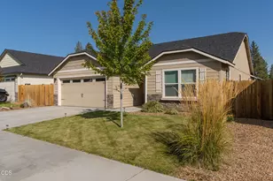 1822 W Kallberg Ave, Sisters, OR 97759 - Photo 1