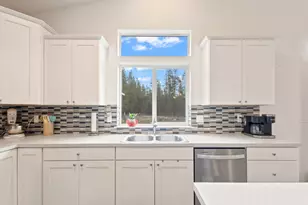 53080 Day Rd, La Pine, OR 97739 - Photo 15