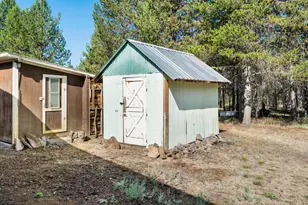 54461 Huntington Rd, Bend, OR 97707 - Photo 17