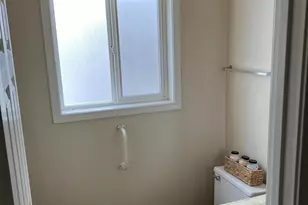 1724 Lakeview Ave, Klamath Falls, OR 97601 - Photo 11