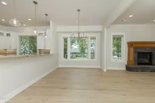 4007 Shamrock Dr, Medford, OR 97504 - Photo 11