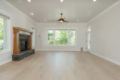 4007 Shamrock Drive, Medford, OR 97504 - Photo 15
