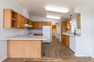2372 Sequoia Ct, Grants Pass, OR 97527 - Photo 11