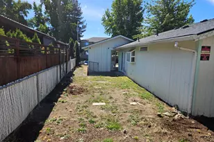 547 Van Wey Cir, Eagle Point, OR 97524 - Photo 15