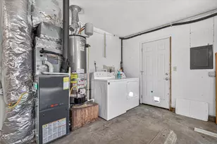173 Alder Ln, Ashland, OR 97520 - Photo 29