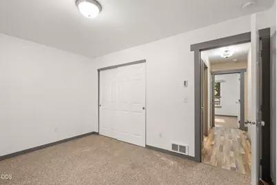 200 Harlow Way, Cave Junction, OR 97523 - Photo 21