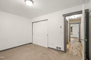 200 Harlow Way, Cave Junction, OR 97523 - Photo 21