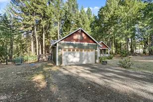 200 Harlow Way, Cave Junction, OR 97523 - Photo 27