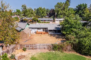 1340 Siskiyou Blvd, Medford, OR 97504 - Photo 33