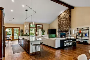 61583 Tam McArthur Loop, Bend, OR 97702 - Photo 13