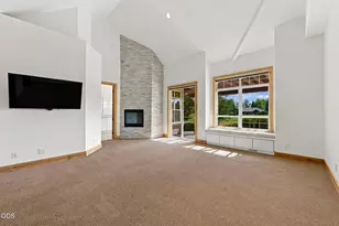 19309 Soda Springs Dr, Bend, OR 97702 - Photo 19