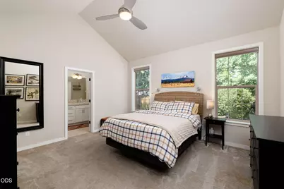 63154 Iner Loop, Bend, OR 97701 - Photo 11
