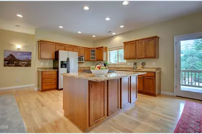 665 Winona Road, Grants Pass, OR 97526 - Photo 23