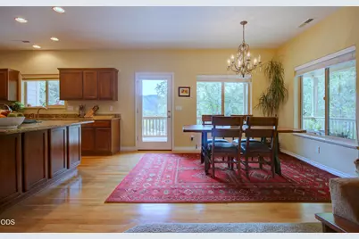 665 Winona Road, Grants Pass, OR 97526 - Photo 27