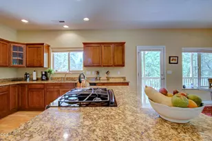 665 Winona Rd, Grants Pass, OR 97526 - Photo 17
