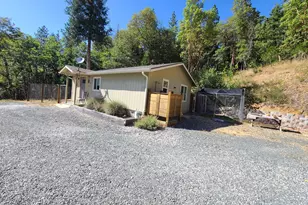 665 Winona Rd, Grants Pass, OR 97526 - Photo 37