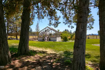 66300 White Rock Loop, Bend, OR 97703 - Photo 25