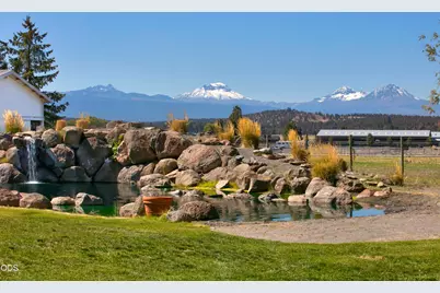 66300 White Rock Loop, Bend, OR 97703 - Photo 11