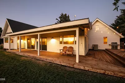 66300 White Rock Loop, Bend, OR 97703 - Photo 5