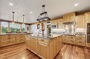 123 Monterey Dr, Medford, OR 97504 - Photo 29